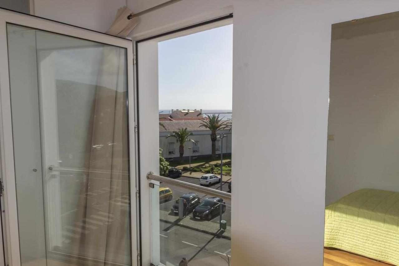 Downtown Praia Da Vitoria Al Екстер'єр фото